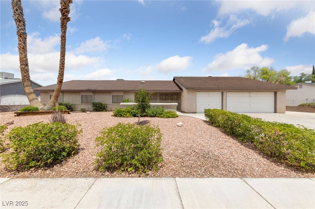 6730 Wild Horse RD, Las Vegas, NV 89108