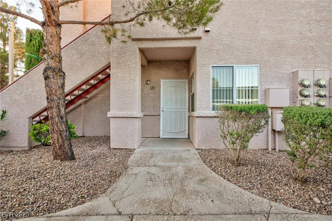 5225 W Reno AVE #137, Las Vegas, NV 89118