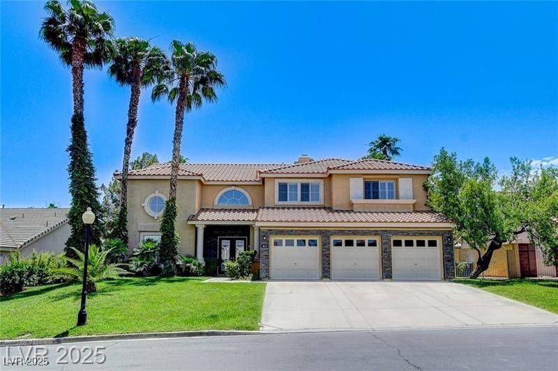 8113 Gothic AVE, Las Vegas, NV 89117
