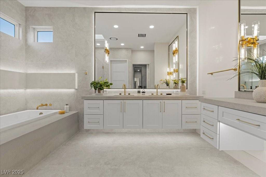 Las Vegas, NV 89134,3012 Hawksdale DR