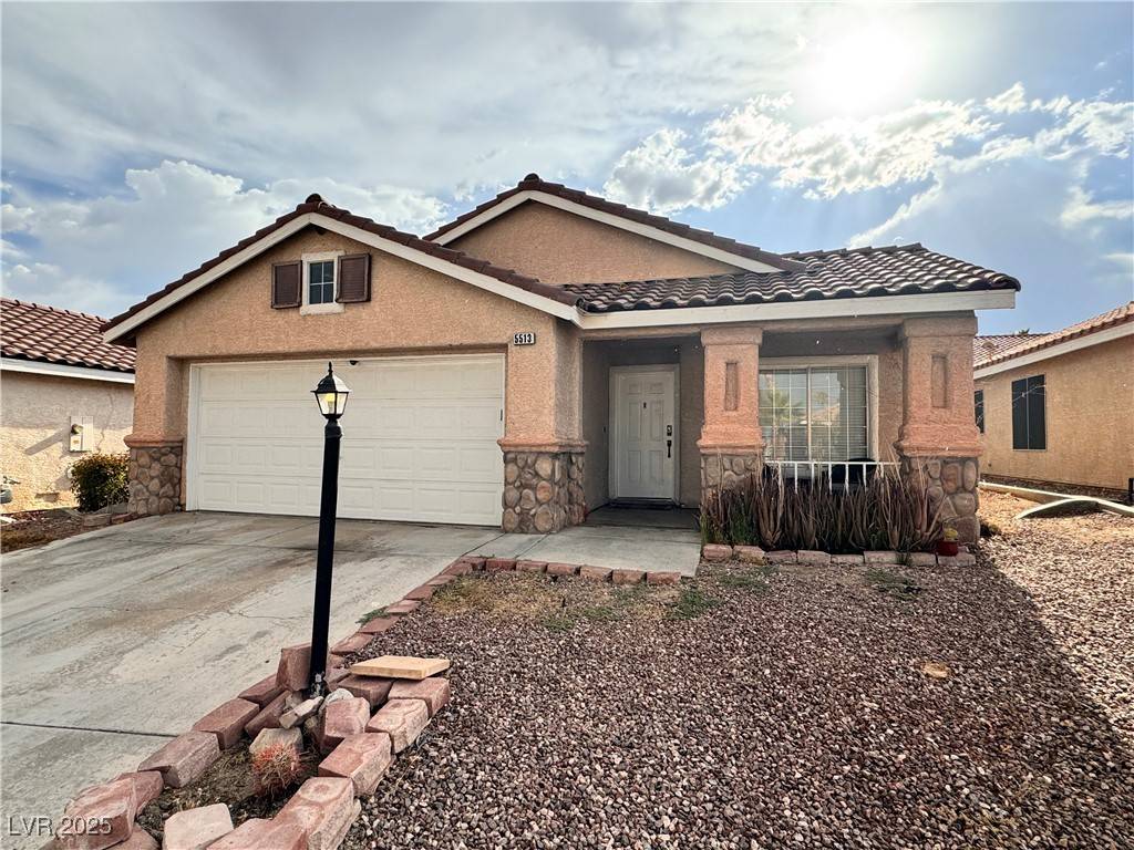 5513 Oakwood Ridge ST, Las Vegas, NV 89130