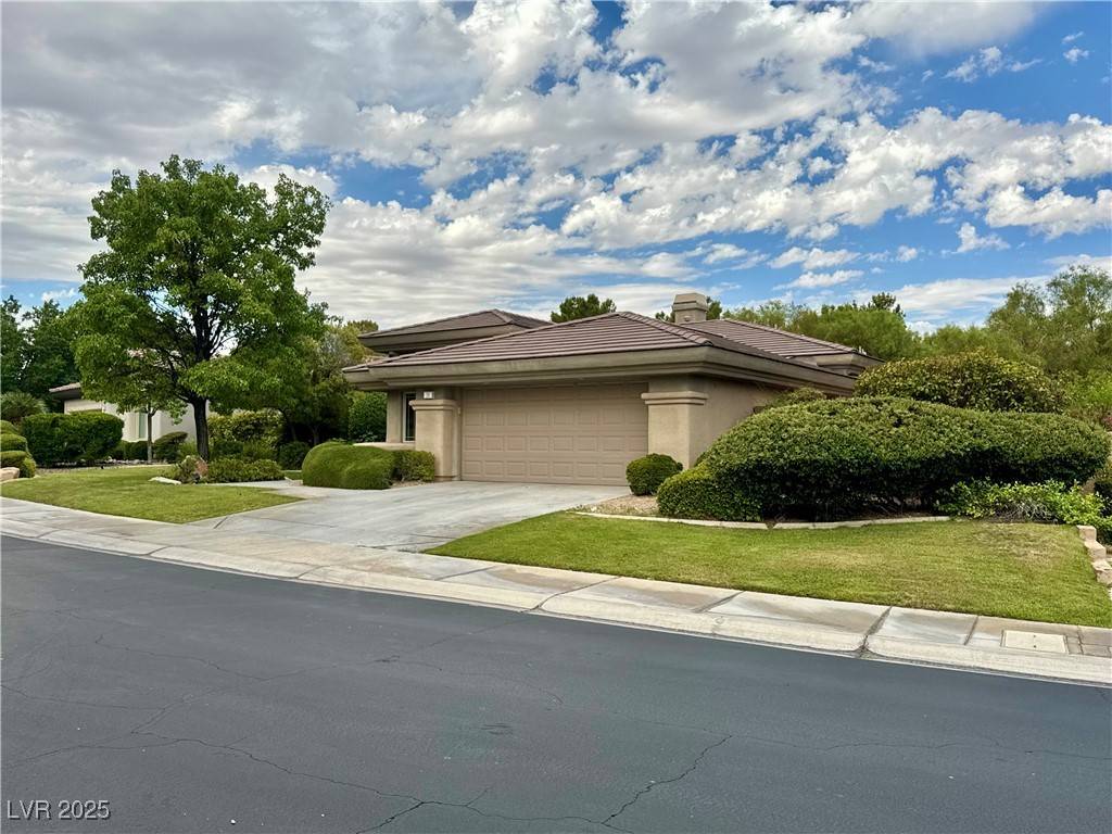 11 Feather Sound DR, Henderson, NV 89052