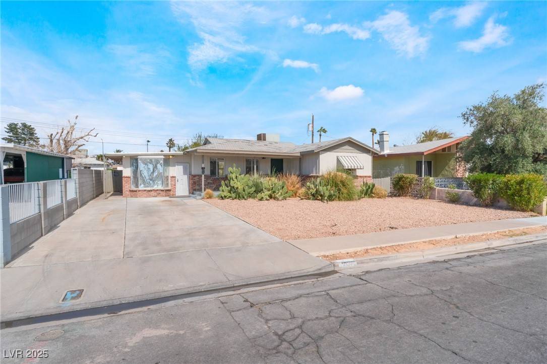 Las Vegas, NV 89104,1037 Canosa AVE