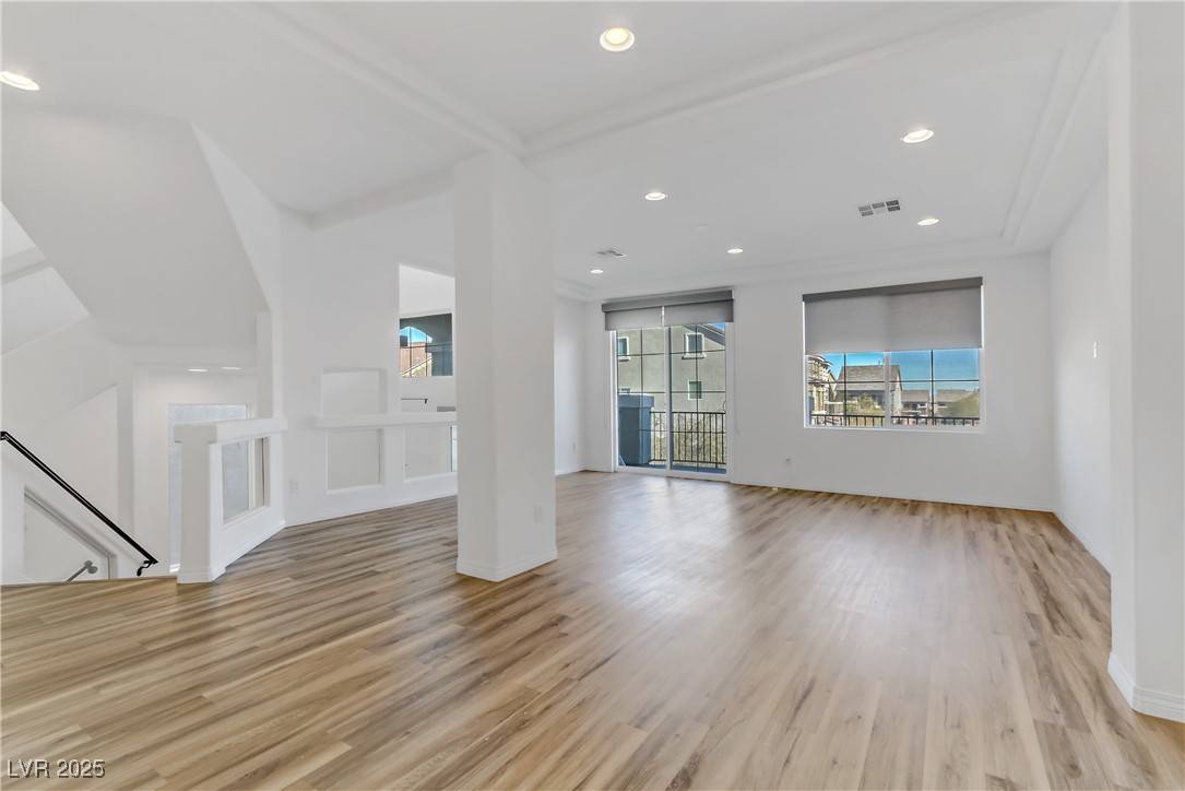 Las Vegas, NV 89118,7075 Jasper Hill WAY