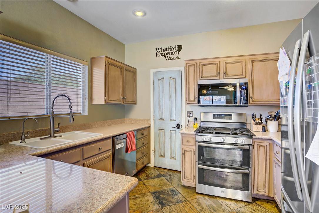 Las Vegas, NV 89147,3703 Morning Canyon ST