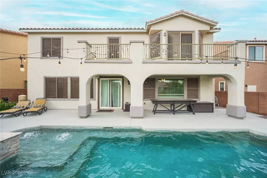 6937 Puetollano DR, North Las Vegas, NV 89084