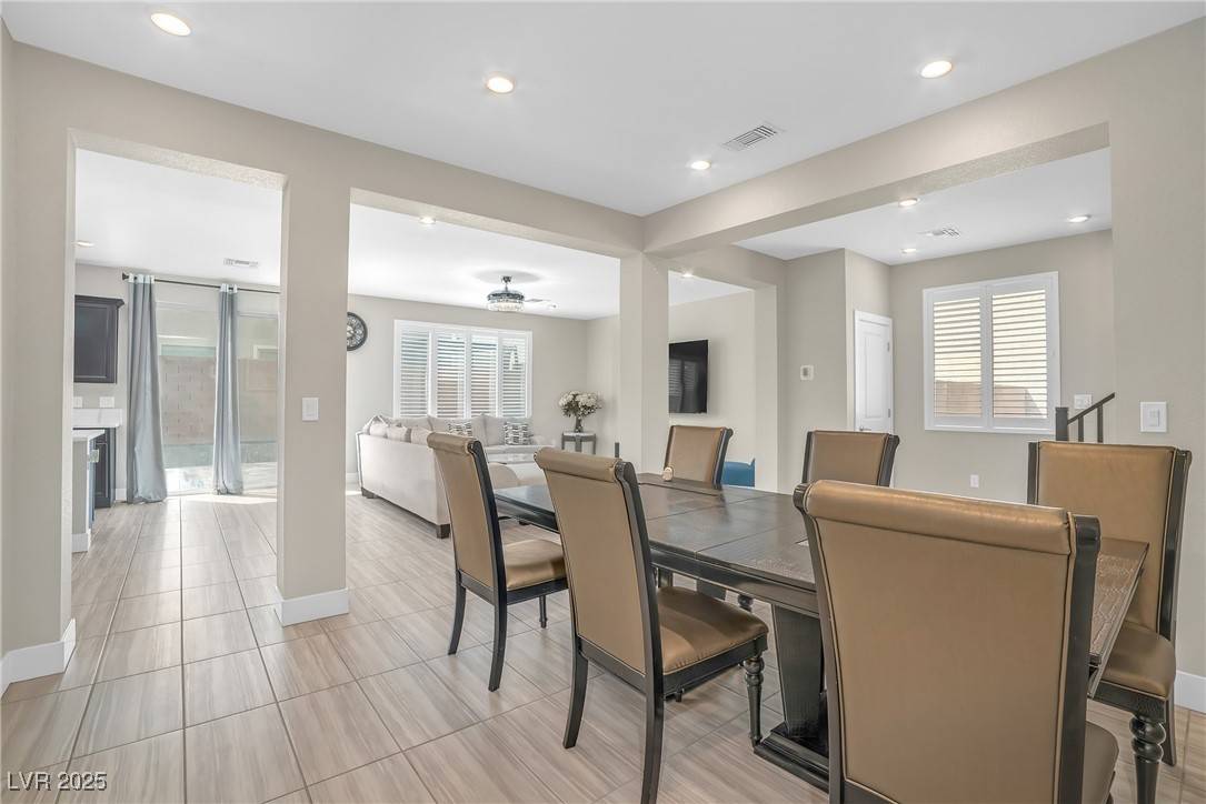 Las Vegas, NV 89141,10189 Magnolia Creek ST