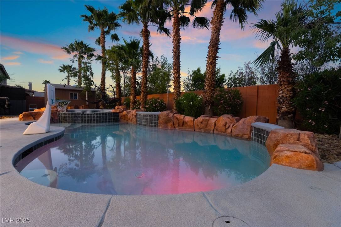 Las Vegas, NV 89129,4200 Scott Peak CT