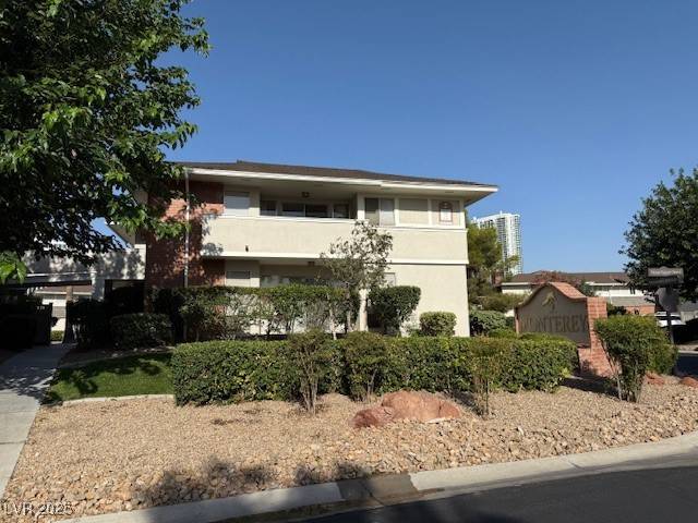 793 Oakmont AVE #202, Las Vegas, NV 89109