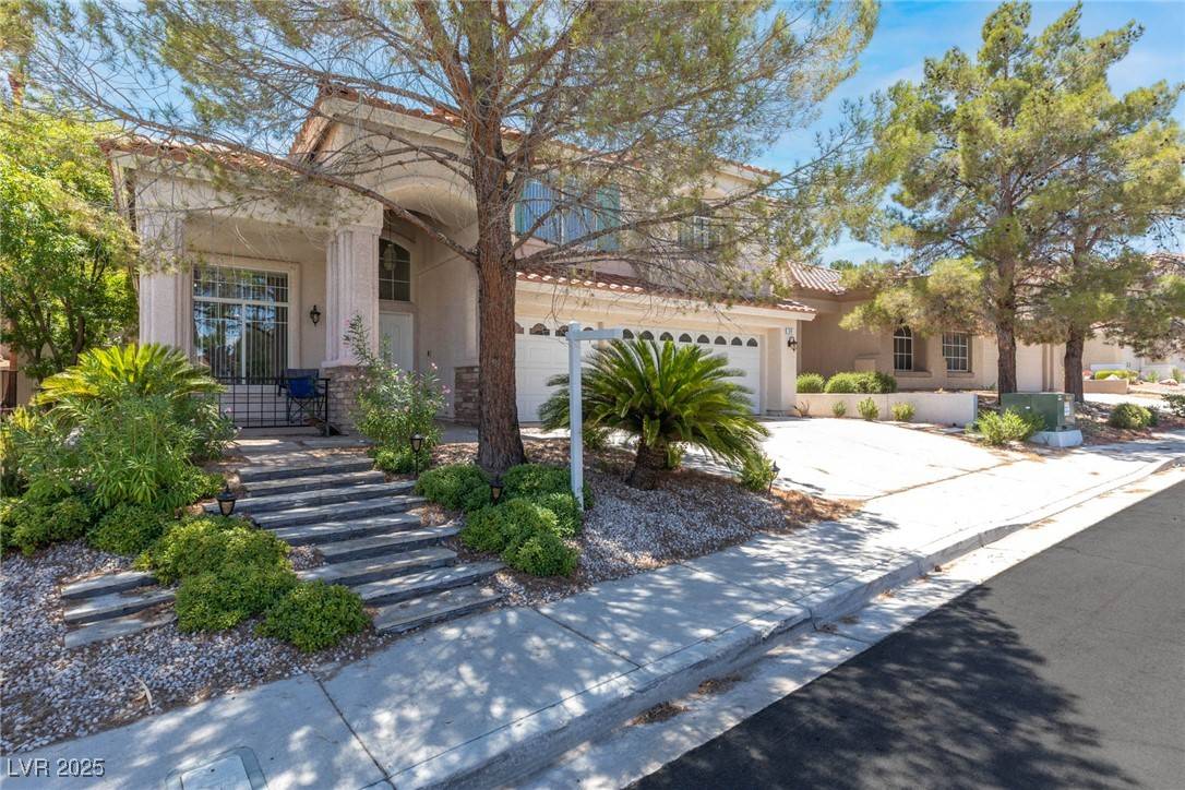 Henderson, NV 89012,24 Staghorn ST