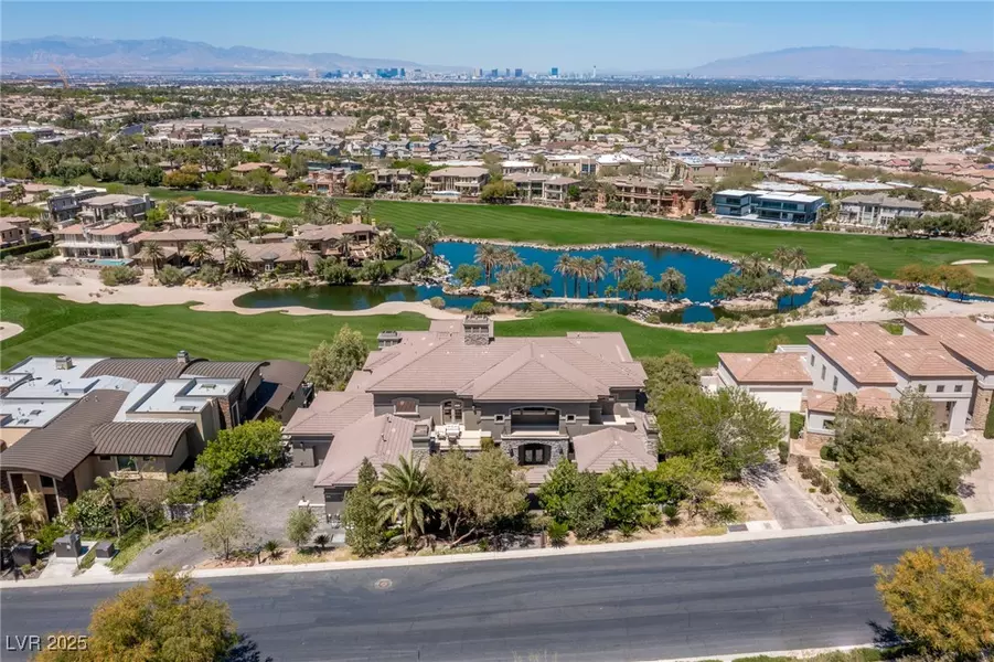 1520 Macdonald Ranch DR, Henderson, NV 89012