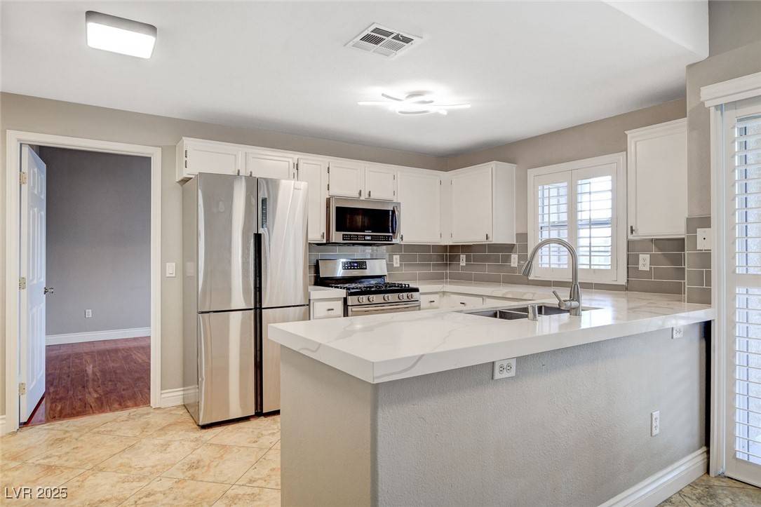 3830 Juno Beach ST #104, Las Vegas, NV 89129