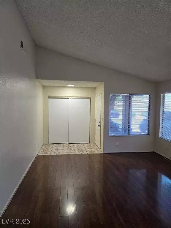 Las Vegas, NV 89110,123 Sirnoble ST