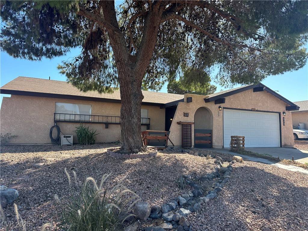 Henderson, NV 89002,628 Hidden Valley DR
