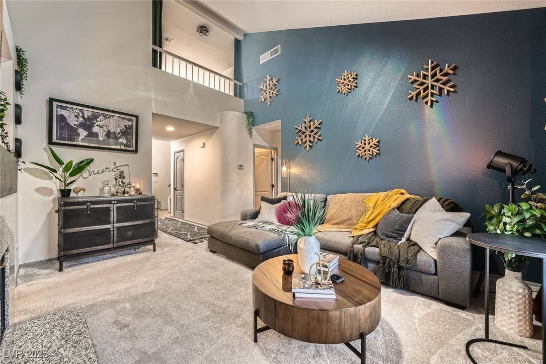 Las Vegas, NV 89134,2133 Desert Pines ST