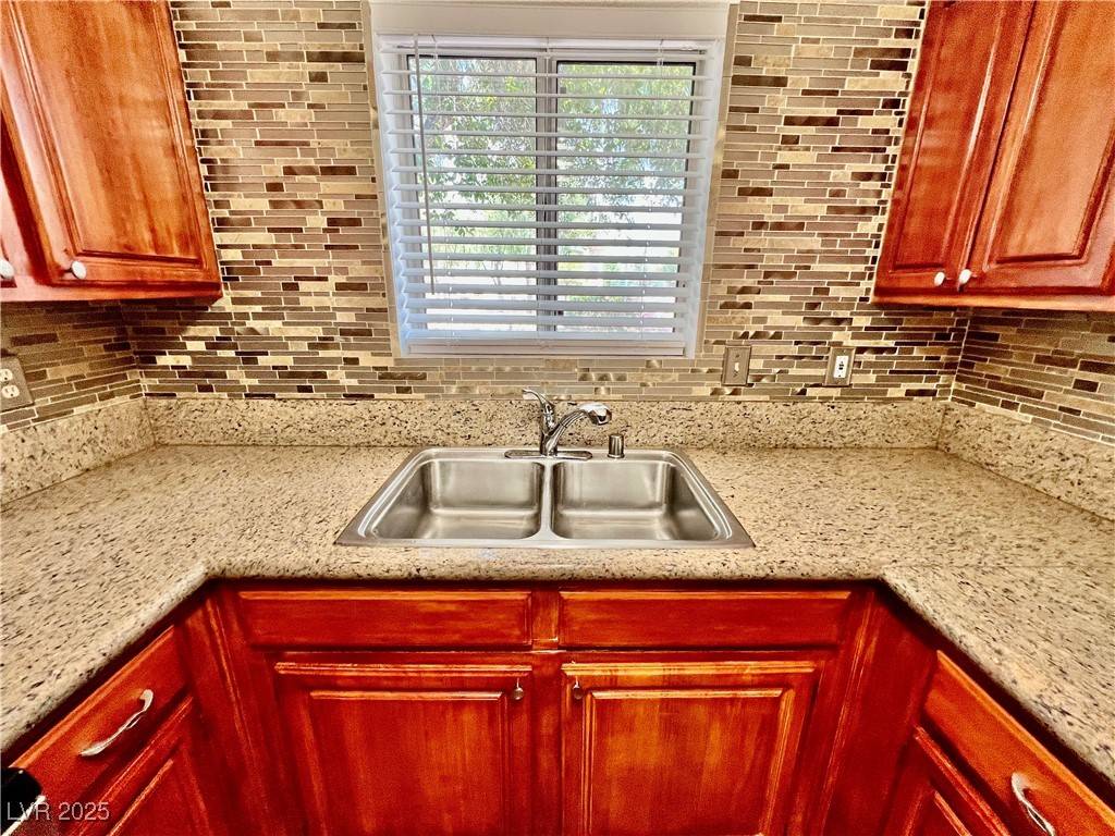 Las Vegas, NV 89142,5655 E Sahara AVE #1003