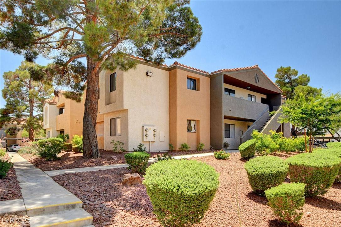 3151 Soaring Gulls DR #2055, Las Vegas, NV 89128