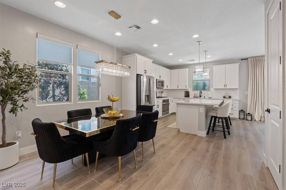 Las Vegas, NV 89138,2177 Thunderbird ST