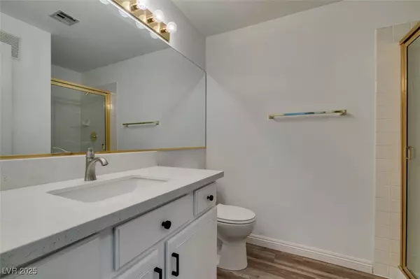 Las Vegas, NV 89118,5201 S Torrey Pines DR #1184
