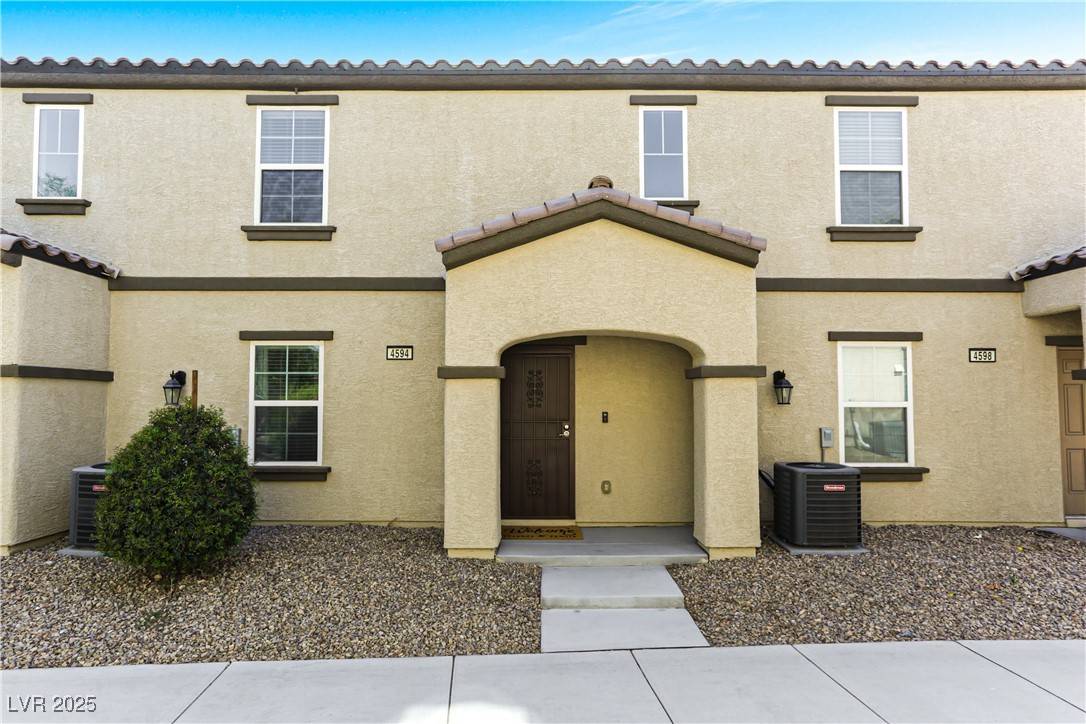 4594 Townwall ST, Las Vegas, NV 89115