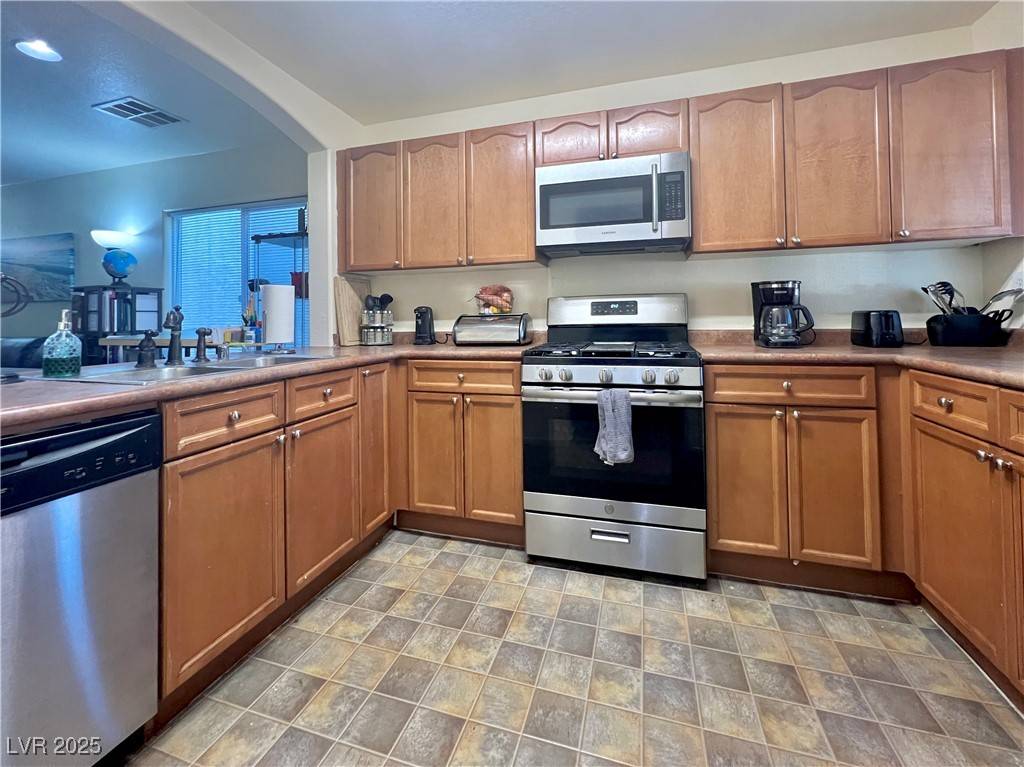 Las Vegas, NV 89149,9140 Pearl Cotton AVE