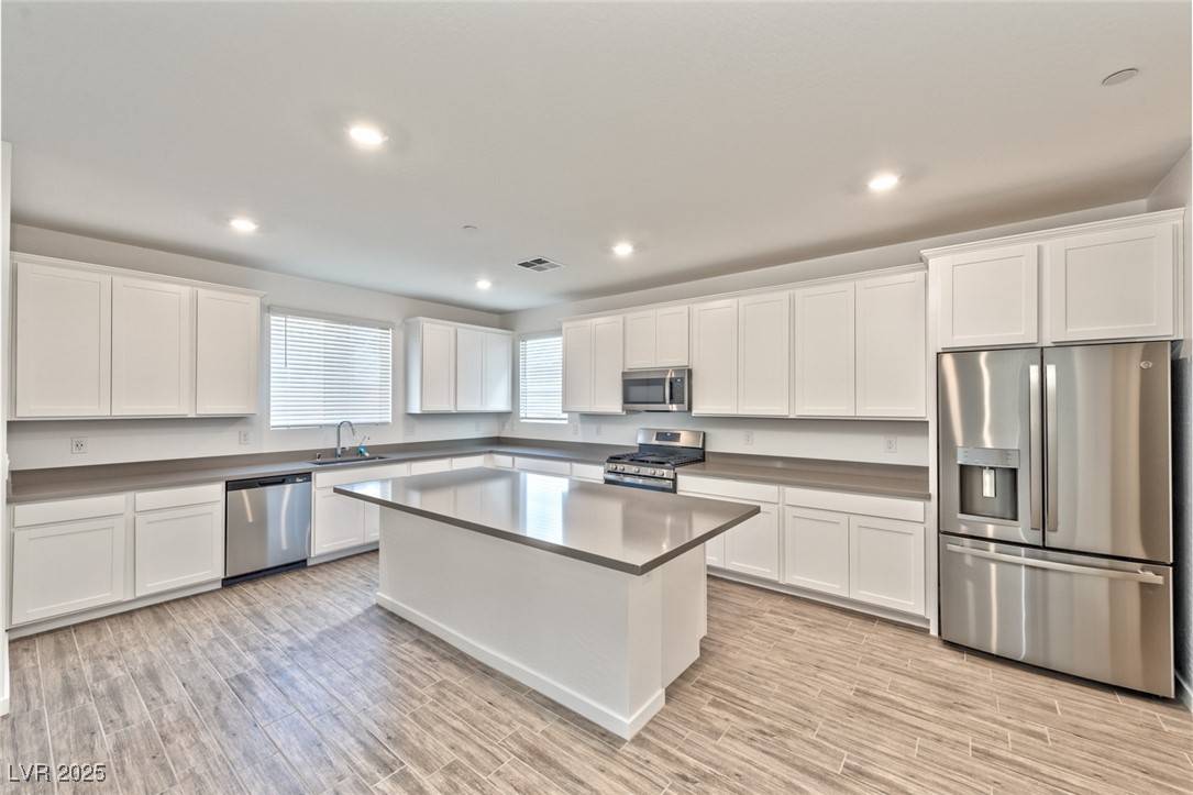 Henderson, NV 89011,243 Polaris Ridge AVE