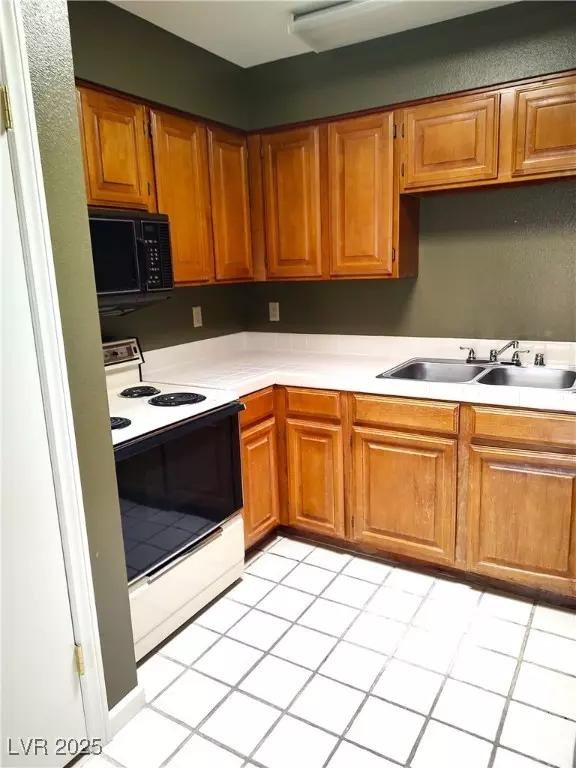 Laughlin, NV 89029,1940 Las Palmas LN #272