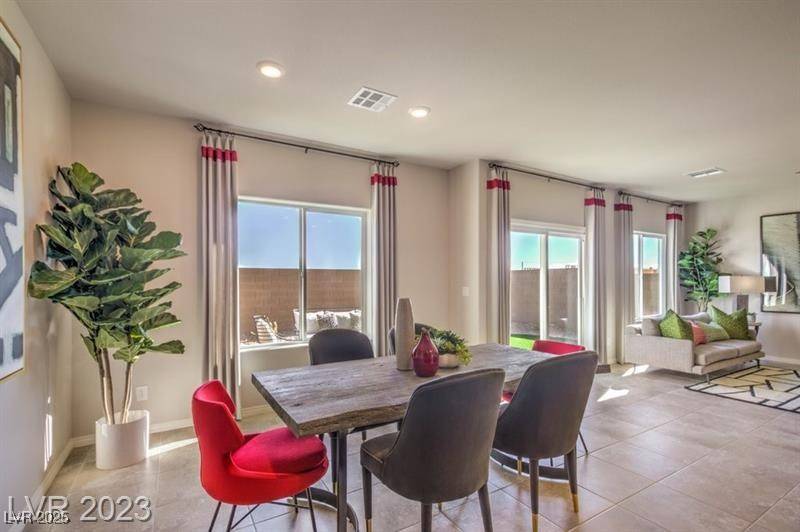 Las Vegas, NV 89141,9998 Scarlet Hills St AVE #188