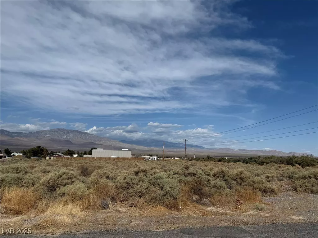 Pahrump, NV 89060,5021 Riata PL