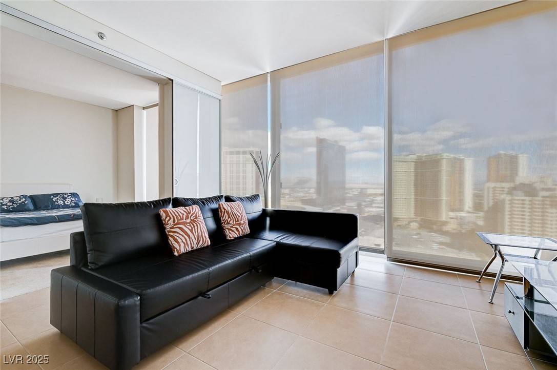 Las Vegas, NV 89158,3722 Las Vegas BLVD #1704