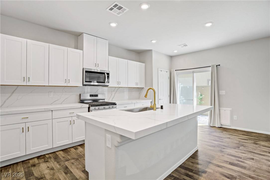 North Las Vegas, NV 89084,7546 Cooks Meadow ST