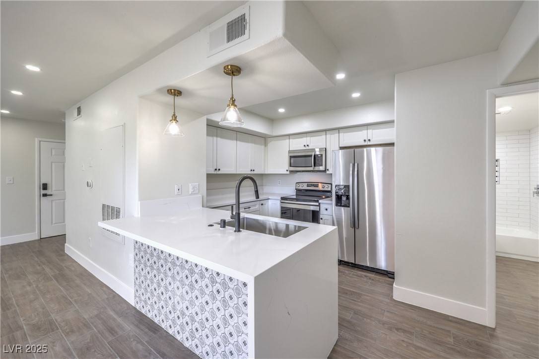 2300 E Silverado Ranch BLVD #1084, Las Vegas, NV 89183