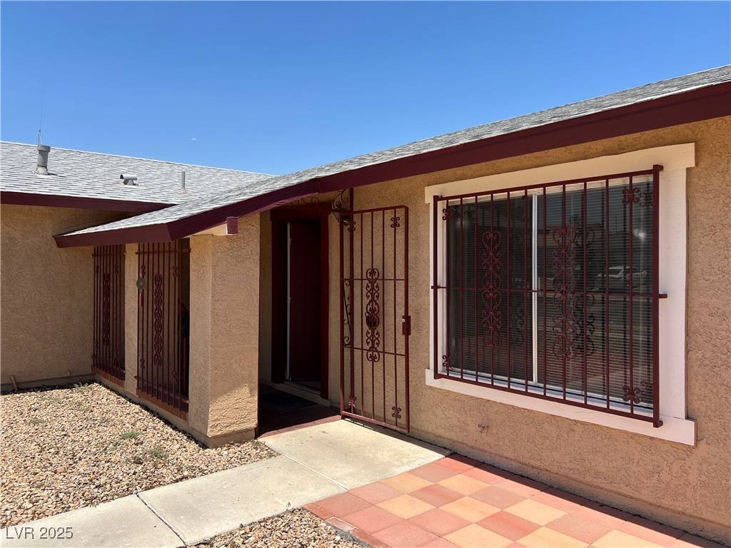 Las Vegas, NV 89103,6586 Baywood AVE