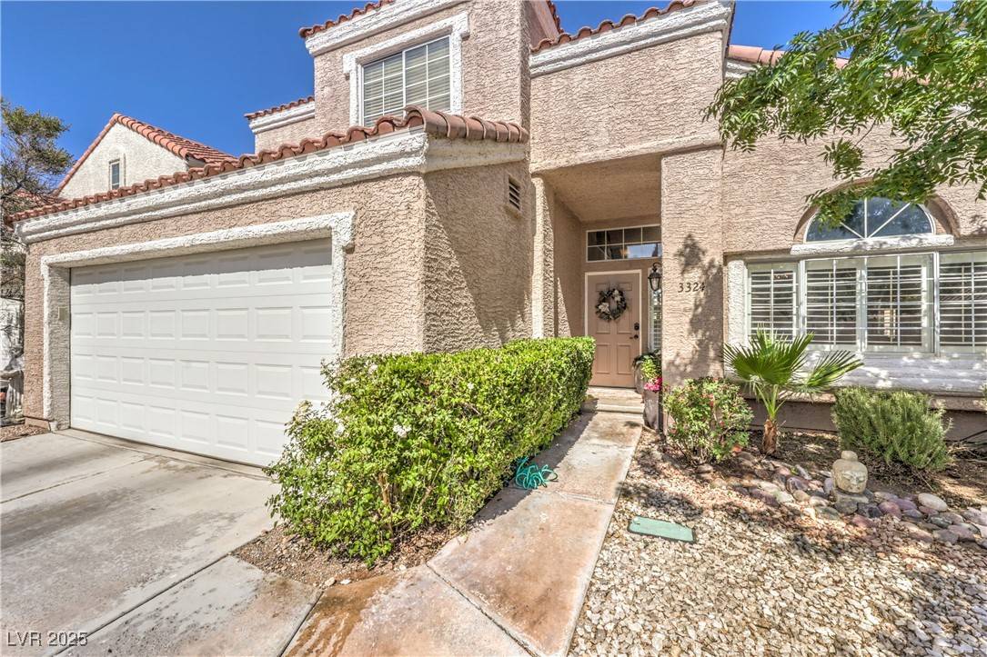 Las Vegas, NV 89117,3324 Canyon Lake DR