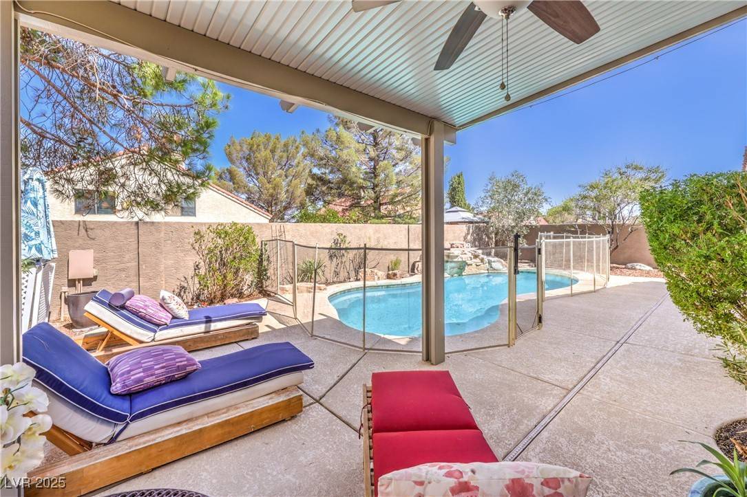 3324 Canyon Lake DR, Las Vegas, NV 89117