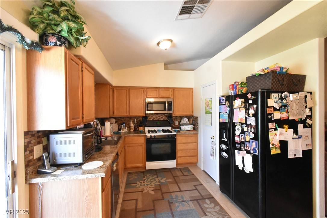 Las Vegas, NV 89130,5105 Wildroot RD
