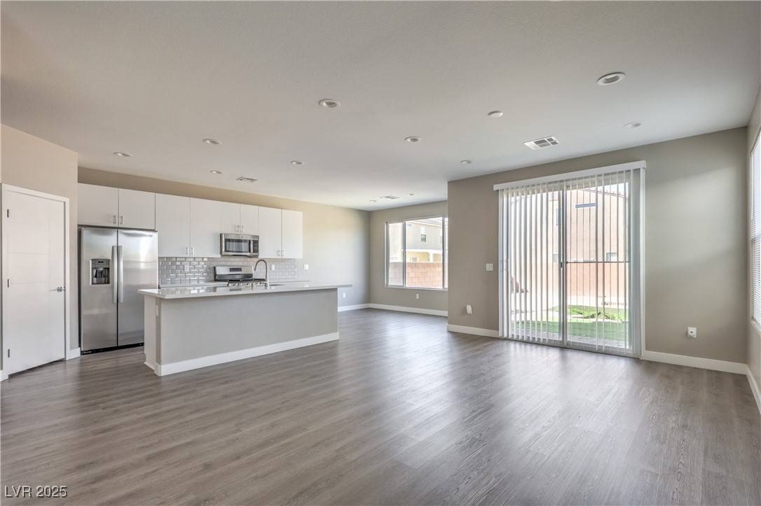 Las Vegas, NV 89115,3718 Paseo De Paz AVE