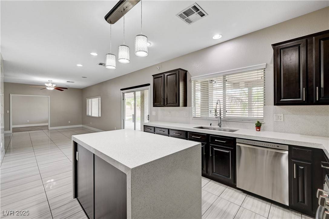 North Las Vegas, NV 89085,8104 Sapphire Sea ST