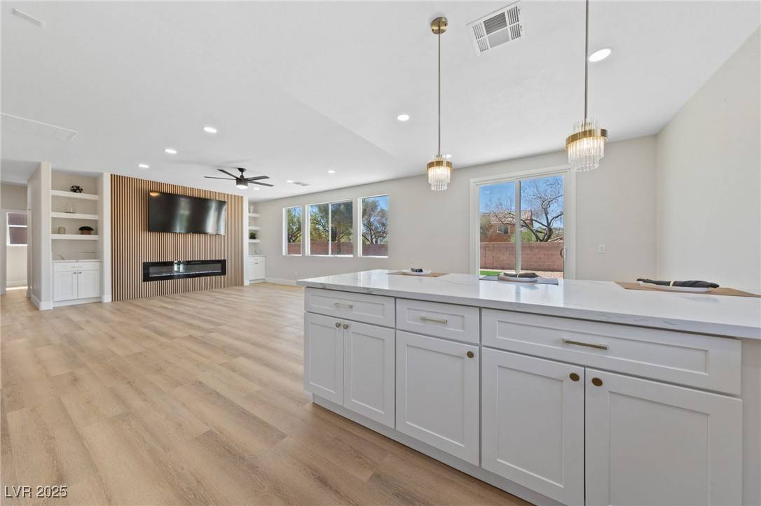 North Las Vegas, NV 89081,3917 Grant Hill AVE