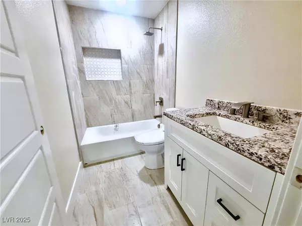 Las Vegas, NV 89107,612 Brush ST