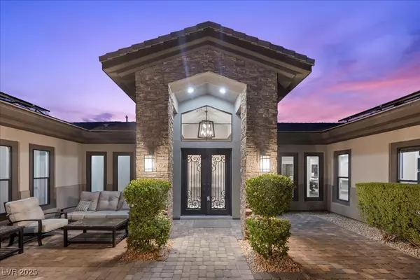 Las Vegas, NV 89129,8075 Palm Cove CT