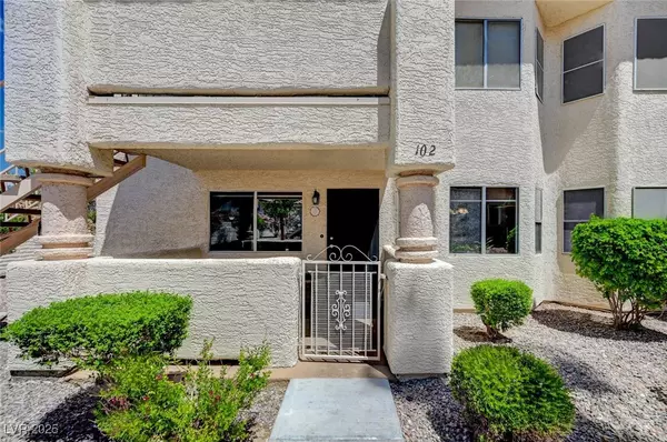Las Vegas, NV 89128,7952 Diamond Rock WAY #102