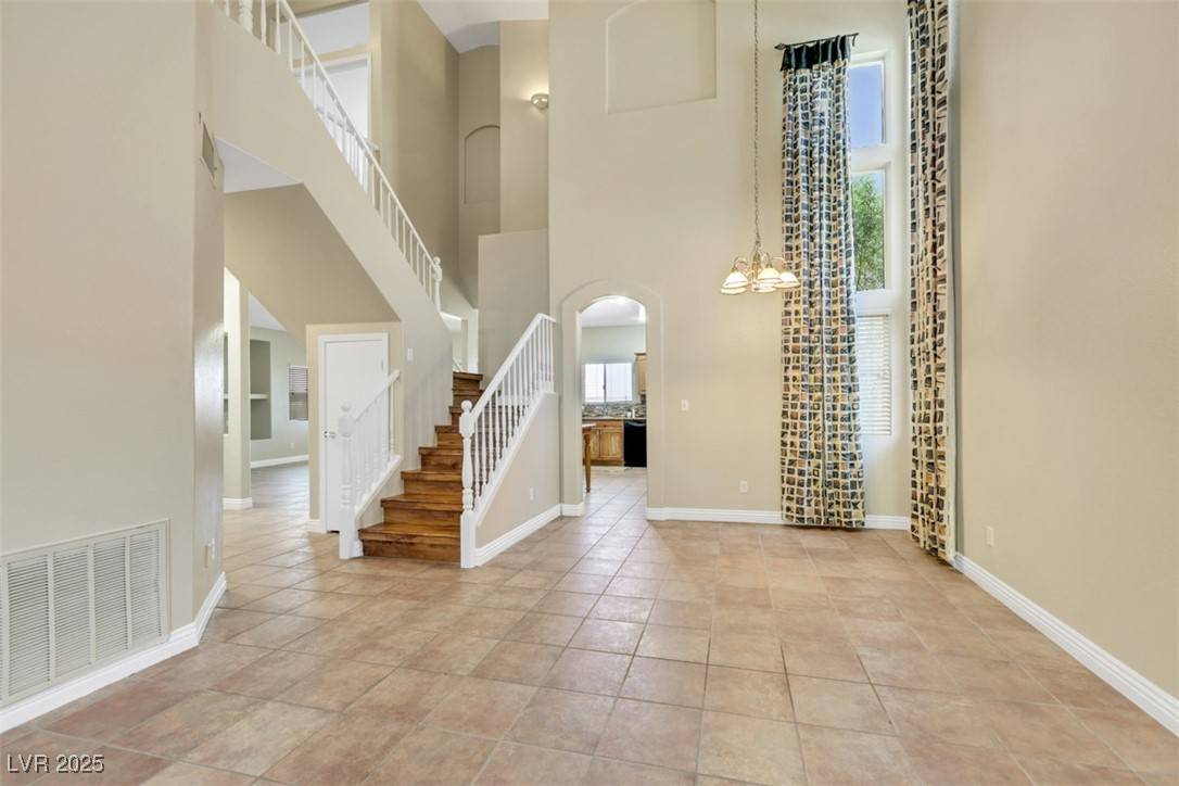 Henderson, NV 89012,342 YACHT AVE #1
