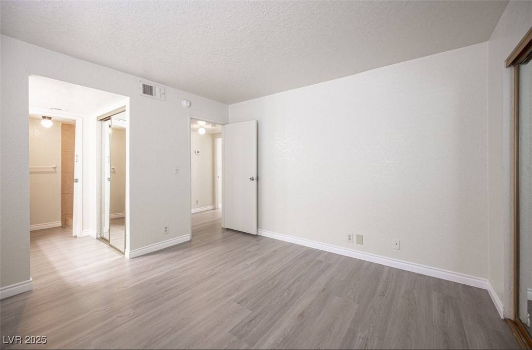 Las Vegas, NV 89119,5336 Mancos CT #2