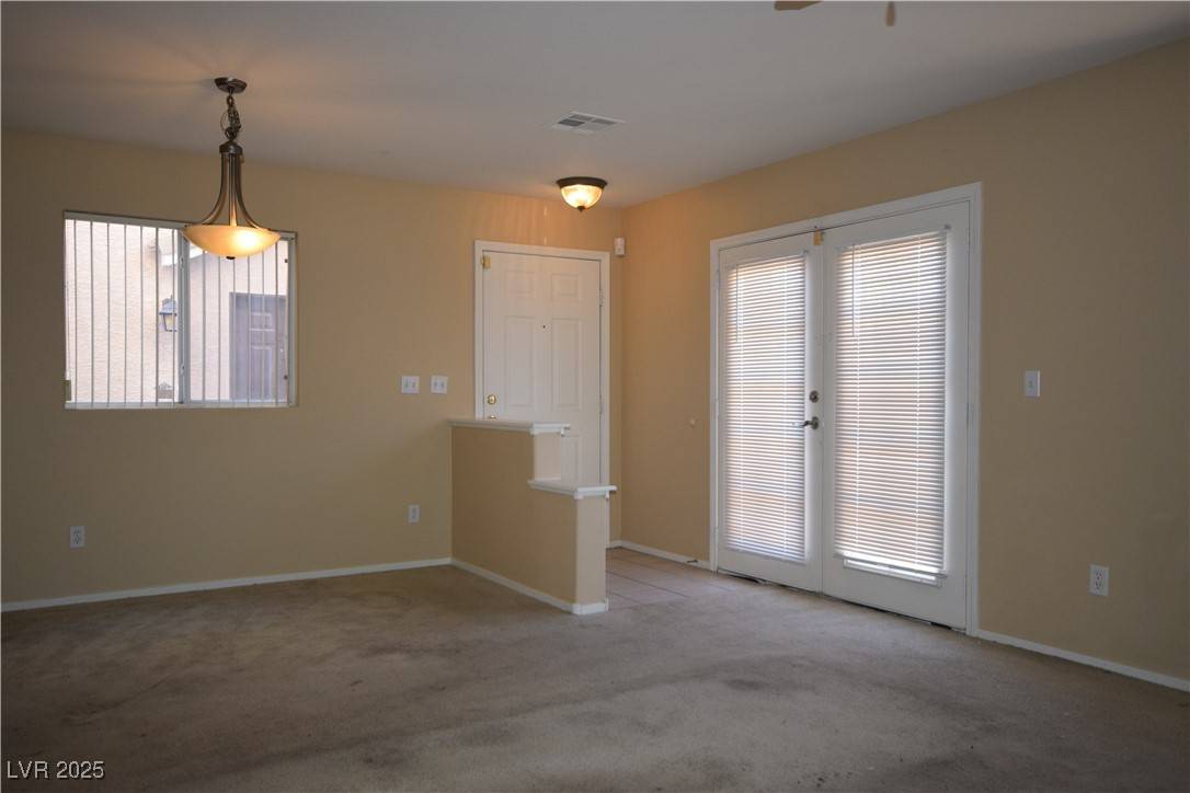 Las Vegas, NV 89115,4099 Halfmoon Bay DR