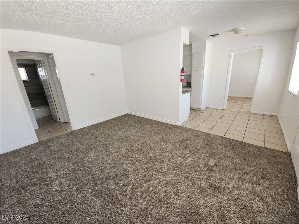 Las Vegas, NV 89101,2513 Cedar AVE #3