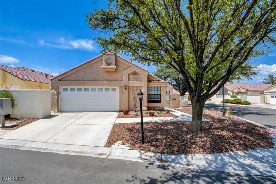5257 Crooked Valley DR, Las Vegas, NV 89149