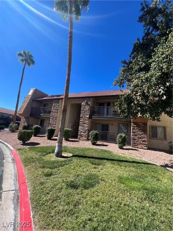 Las Vegas, NV 89103,5350 River Glen DR #298