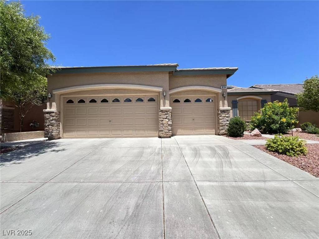 10704 Warrior CT, Las Vegas, NV 89135