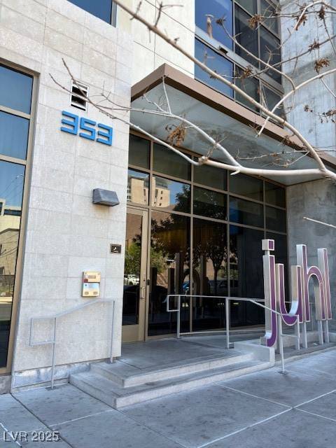 Las Vegas, NV 89101,353 E Bonneville AVE #1204